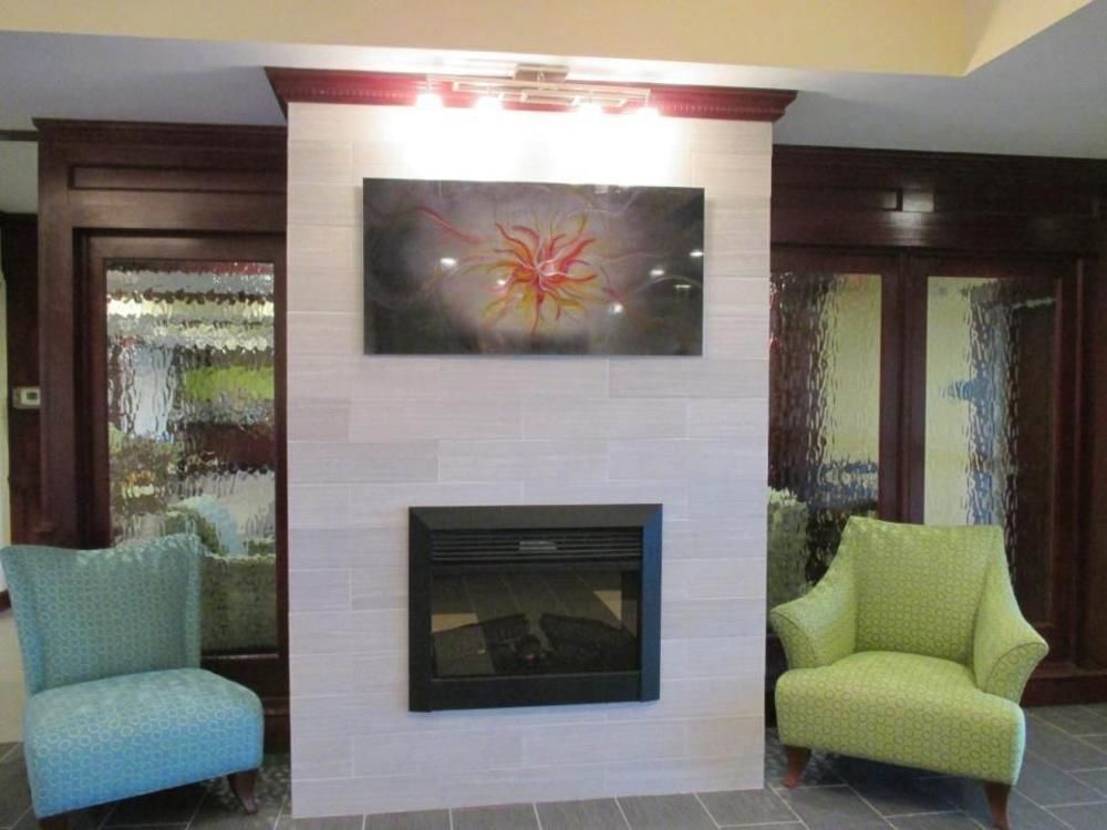 Best Western Plus Pratt Bagian luar foto